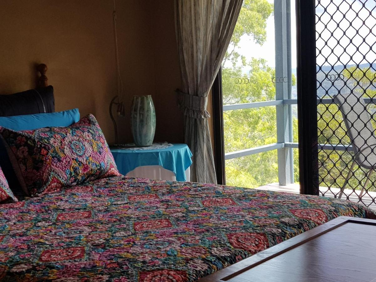 Mapleton Peaceful Provence Bnb Esterno foto