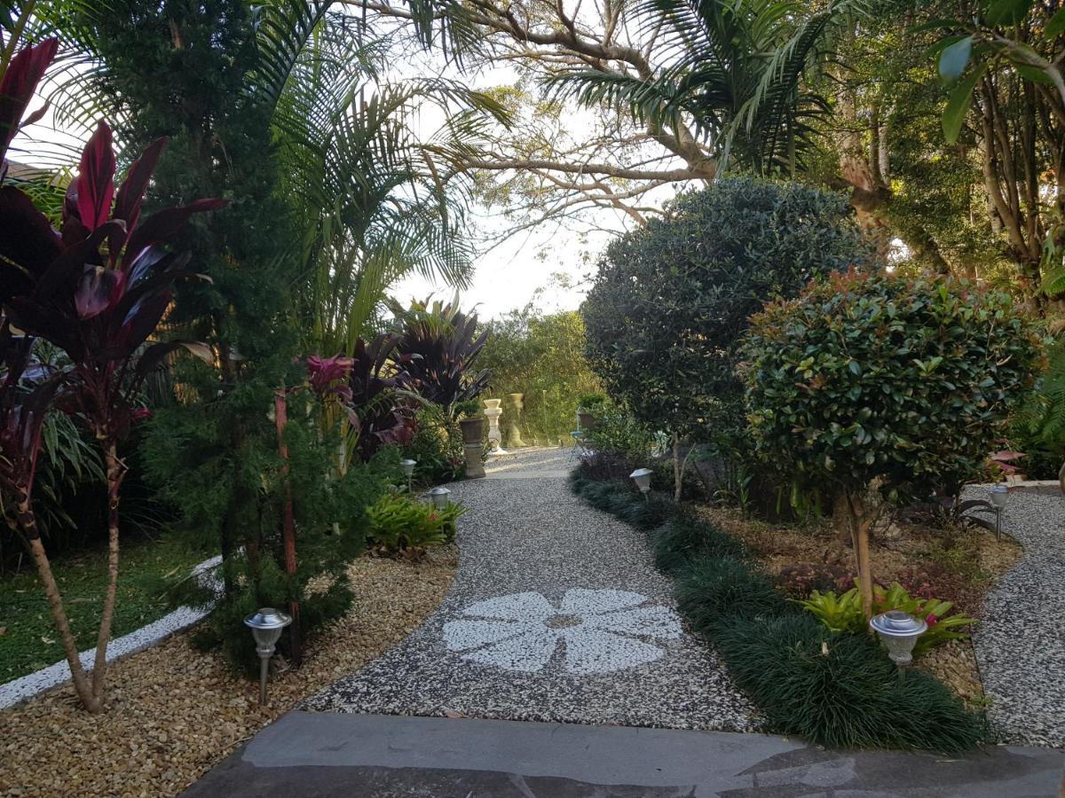 Mapleton Peaceful Provence Bnb Esterno foto
