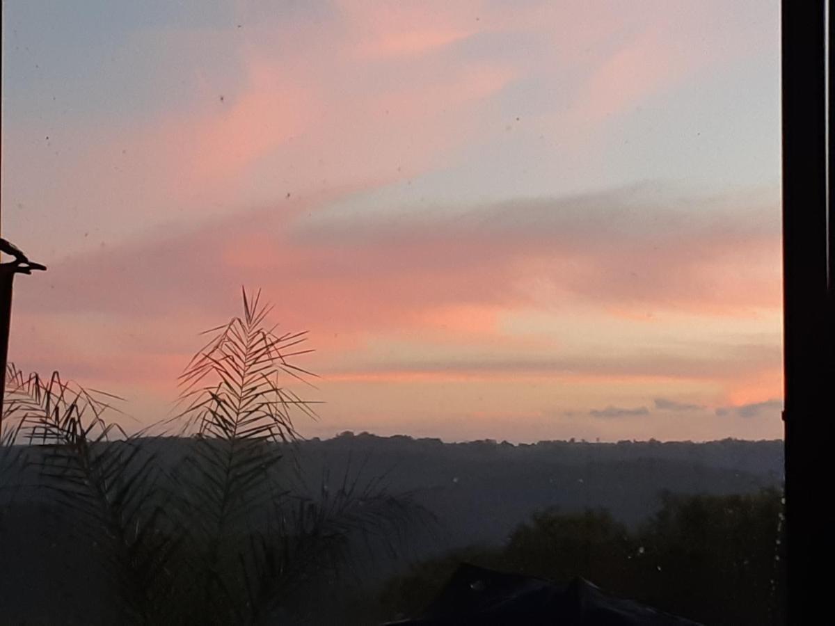 Mapleton Peaceful Provence Bnb Esterno foto